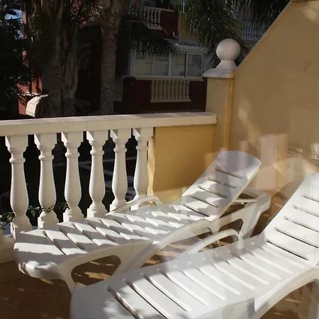 Jolie Maison *